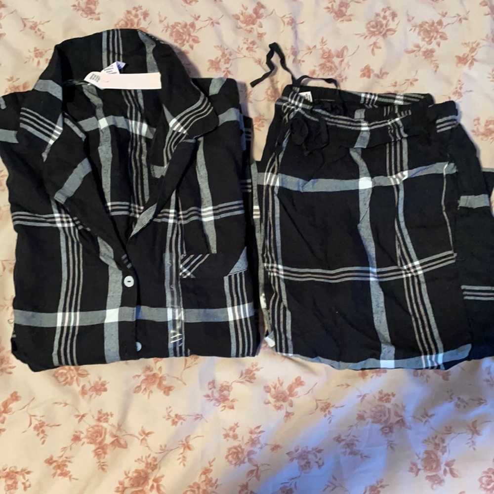 Victoria’s Secret pajamas set